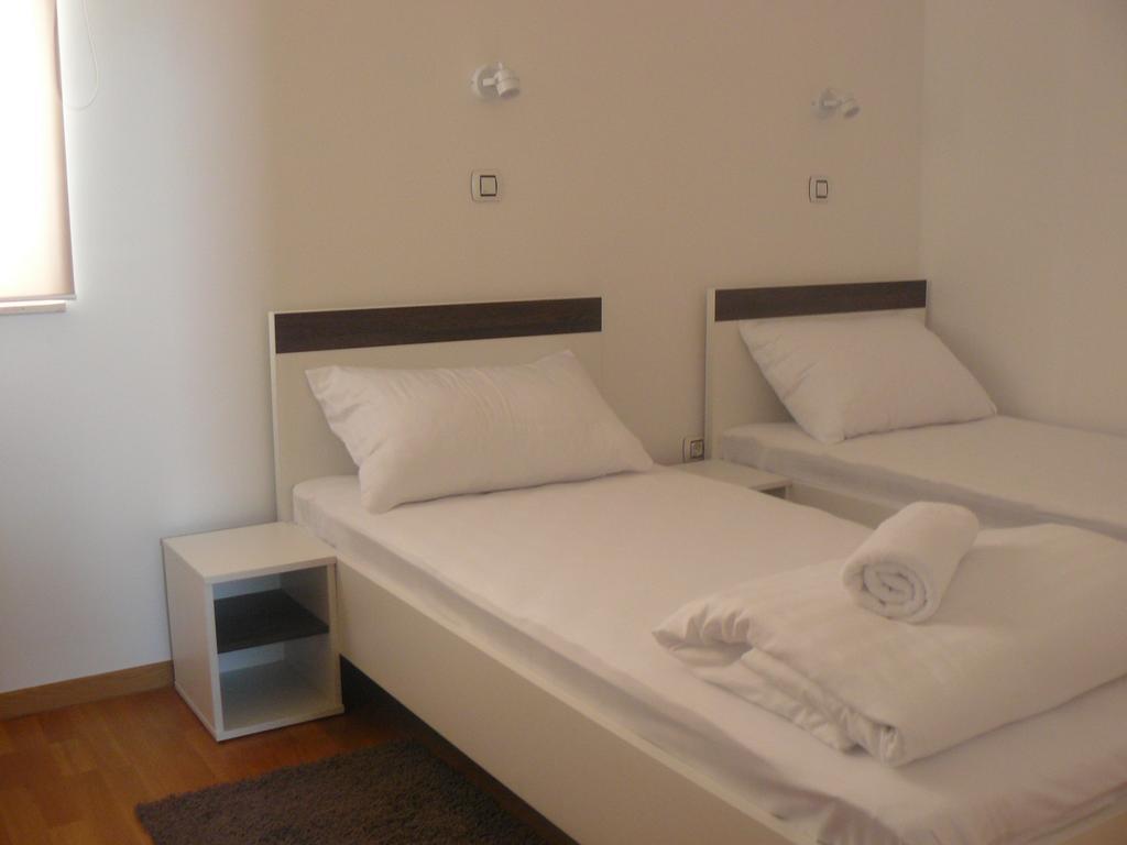 My Nest Accommodation Privlaka  Bagian luar foto