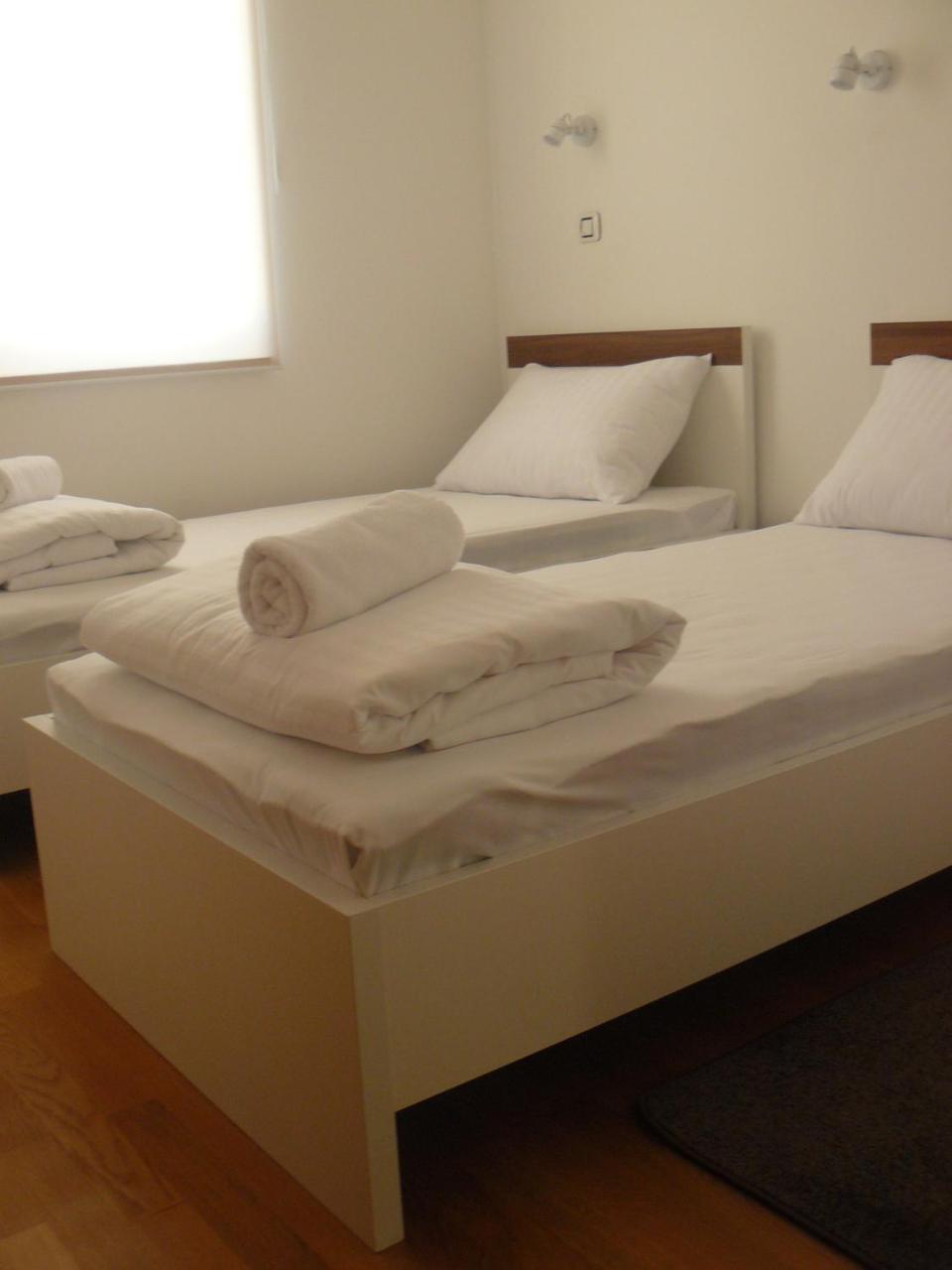 My Nest Accommodation Privlaka  Bagian luar foto